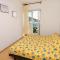 Apartments by the sea Tisno, Murter - 5136