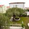 Apartments by the sea Promajna, Makarska - 2588