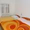 Apartments and rooms by the sea Zaostrog, Makarska - 2662