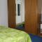 Apartments by the sea Promajna, Makarska - 2674