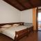 Apartments and rooms with parking space Brela, Makarska - 2717