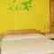 Apartments and rooms with parking space Bol, Brac - 2878