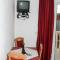 Apartments with parking space Bol, Brac - 2884