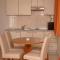 Foto: Apartments and rooms with parking space Seget Vranjica, Trogir - 3079 76/90