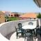 Apartments with parking space Murter - 5088