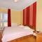 Apartments and rooms with parking space Vrbnik, Krk - 5299
