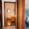 Apartments with a parking space Krk - 5318