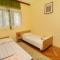 Apartments with a parking space Malinska (Krk) - 5456