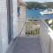 Apartments by the sea Sumartin, Brac - 5620