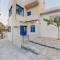 Theaktis Homes