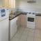 Tradewinds McLeod Holiday Apartments - Cairns