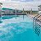 Days Inn & Suites by Wyndham Lake Okeechobee - Okeechobee