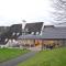 Neuadd Henllan Lodge