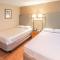 Econo Lodge Inn & Suites Yuma