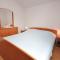 Apartments with parking space Kraj, Pasman - 8502