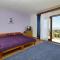 Family-friendly apartments with swimming pool Baska Voda, Makarska - 12442