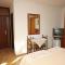 Apartments and rooms with parking space Rovinj - 7170