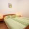 Apartments with parking space Kraj, Pasman - 8213