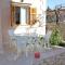 Apartments with parking space Supetar, Brac - 6037