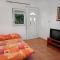 Apartments with parking space Podaca, Makarska - 6050