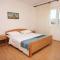 Apartments by the sea Kustici, Pag - 6355