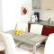 Apartments and rooms with parking space Makarska - 6767