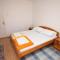 Apartments and rooms with parking space Gradac, Makarska - 6819