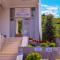 Hotel Latifi