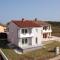 Apartments with a parking space Novigrad - 7037