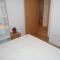 Apartments by the sea Zaklopatica, Lastovo - 12452