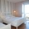 Apartments by the sea Podgora, Makarska - 12465