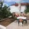 Family friendly seaside apartments Preko, Ugljan - 8232