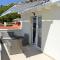 Apartments by the sea Duce, Omis - 8378