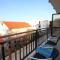 Foto: Seaside apartments with a swimming pool Okrug Donji, Ciovo - 8664 20/53