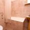 Apartments and rooms with parking space Jelsa, Hvar - 8798