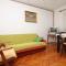 Apartments with parking space Zavala, Hvar - 8802