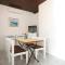 Apartments by the sea Milna, Vis - 8895