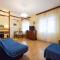 Apartments and rooms with parking space Komiza, Vis - 8844