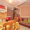 Apartments and rooms with parking space Fazana - 13742