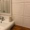 Blue Eagle Guesthouse - Casa de hospedes