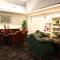 Le Midi Hotel Chitou