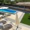 Villa Patrick-Luxury stone house in the center of Istria