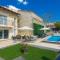 Villa Patrick-Luxury stone house in the center of Istria