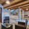 Villa Patrick-Luxury stone house in the center of Istria
