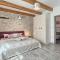 Villa Patrick-Luxury stone house in the center of Istria