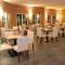 La Barraca Resort