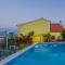 Private heated pool and jacuzzi #House Sandra - Kaštela