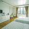 Manchester Hotel Ha Long
