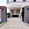 Summering Hotel