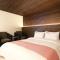 Q Hotel